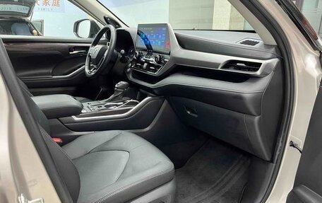 Toyota Highlander, 2022 год, 4 197 400 рублей, 18 фотография