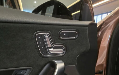 Mercedes-Benz A-Класс, 2022 год, 3 890 000 рублей, 13 фотография