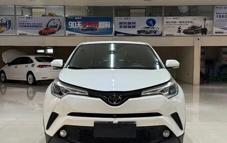 Toyota C-HR I рестайлинг, 2021 год, 1 869 810 рублей, 2 фотография