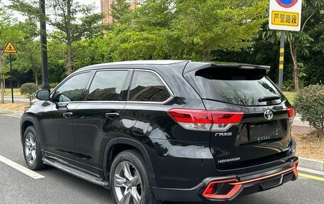 Toyota Highlander III, 2021 год, 2 735 000 рублей, 5 фотография