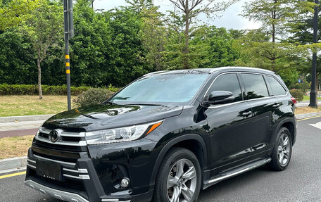 Toyota Highlander III, 2021 год, 2 735 000 рублей, 3 фотография