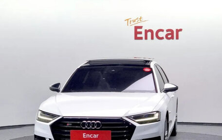 Audi S8, 2022 год, 7 145 000 рублей, 2 фотография