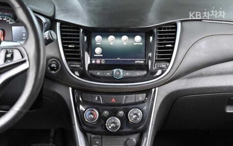 Chevrolet Trax, 2020 год, 990 000 рублей, 12 фотография