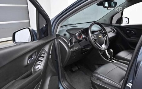 Chevrolet Trax, 2020 год, 990 000 рублей, 15 фотография