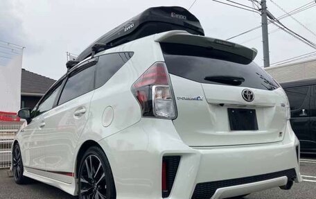 Toyota Prius Alpha I (ZVW40/41), 2020 год, 1 507 000 рублей, 7 фотография
