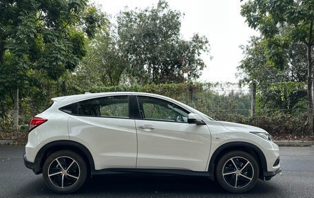 Honda Vezel, 2020 год, 1 197 000 рублей, 8 фотография