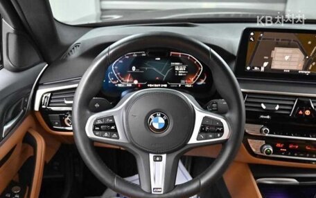 BMW 5 серия, 2021 год, 3 280 010 рублей, 13 фотография