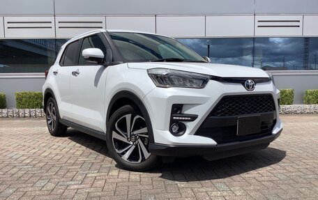 Toyota Raize I, 2021 год, 1 137 000 рублей, 7 фотография