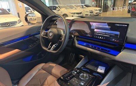 BMW 5 серия, 2024 год, 6 941 100 рублей, 5 фотография
