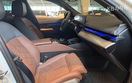 BMW 5 серия, 2024 год, 6 941 100 рублей, 9 фотография