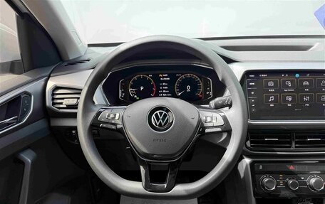 Volkswagen T-Cross I, 2022 год, 1 300 855 рублей, 7 фотография