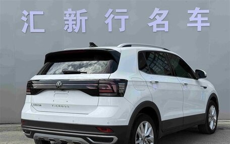 Volkswagen T-Cross I, 2022 год, 1 300 855 рублей, 4 фотография