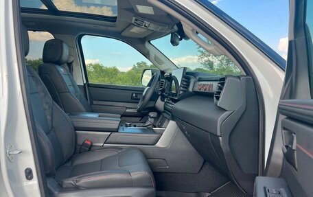 Toyota Sequoia, 2022 год, 9 380 111 рублей, 6 фотография