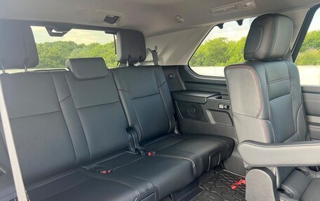 Toyota Sequoia, 2022 год, 9 380 111 рублей, 12 фотография
