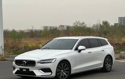 Volvo V60 II, 2021 год, 3 350 000 рублей, 1 фотография