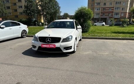 Mercedes-Benz C-Класс, 2013 год, 2 000 000 рублей, 1 фотография