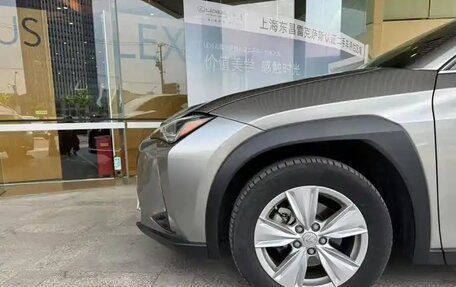 Lexus UX I, 2022 год, 2 400 000 рублей, 4 фотография