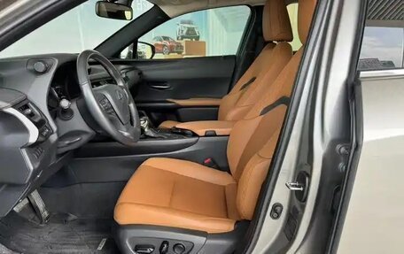 Lexus UX I, 2022 год, 2 400 000 рублей, 8 фотография