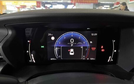 Toyota Camry, 2025 год, 3 000 000 рублей, 14 фотография