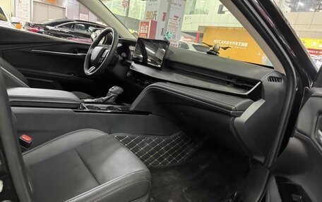 Toyota Camry, 2025 год, 3 000 000 рублей, 10 фотография