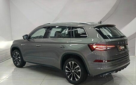 Skoda Kodiaq I, 2024 год, 4 499 000 рублей, 4 фотография