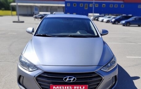 Hyundai Elantra VI рестайлинг, 2016 год, 1 490 000 рублей, 2 фотография