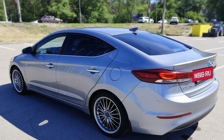 Hyundai Elantra VI рестайлинг, 2016 год, 1 490 000 рублей, 7 фотография