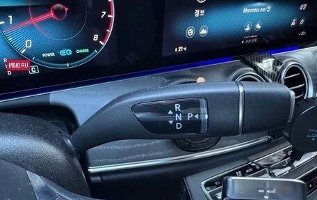 Mercedes-Benz E-Класс, 2022 год, 3 600 000 рублей, 15 фотография