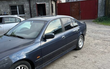BMW 5 серия, 2002 год, 380 000 рублей, 3 фотография