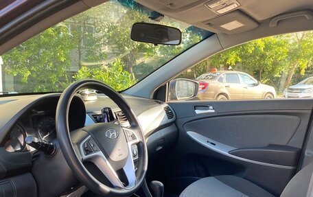 Hyundai Solaris II рестайлинг, 2012 год, 770 000 рублей, 5 фотография