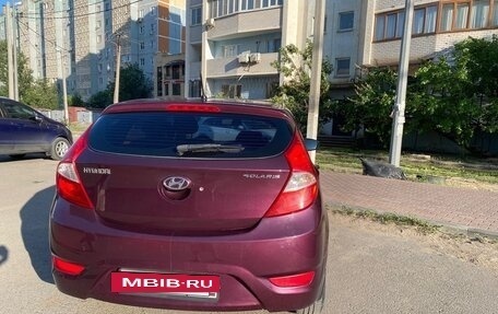 Hyundai Solaris II рестайлинг, 2012 год, 770 000 рублей, 3 фотография