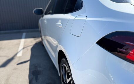 Toyota Corolla, 2022 год, 2 200 000 рублей, 4 фотография