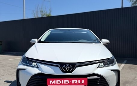 Toyota Corolla, 2022 год, 2 200 000 рублей, 3 фотография
