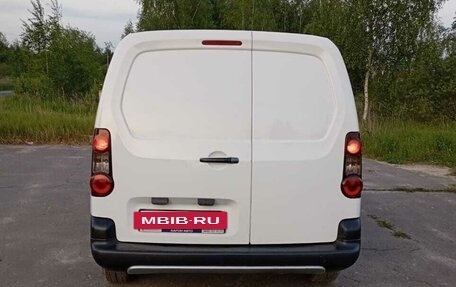 Peugeot Partner II рестайлинг 2, 2016 год, 1 250 000 рублей, 5 фотография