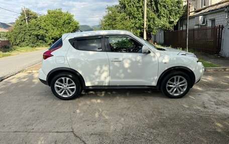 Nissan Juke II, 2011 год, 1 100 000 рублей, 3 фотография