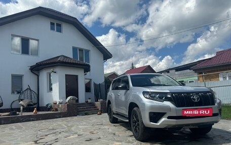 Toyota Land Cruiser Prado 150 рестайлинг 2, 2020 год, 6 500 000 рублей, 2 фотография