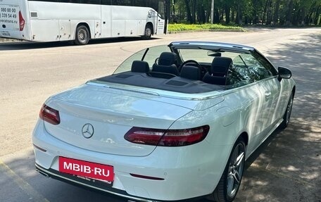 Mercedes-Benz E-Класс, 2019 год, 4 900 000 рублей, 7 фотография