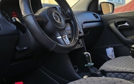 Volkswagen Polo VI (EU Market), 2013 год, 750 000 рублей, 6 фотография