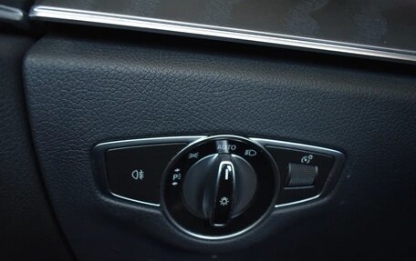 Mercedes-Benz E-Класс, 2019 год, 4 900 000 рублей, 16 фотография