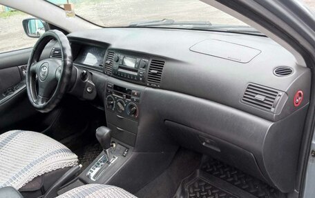 Toyota Corolla, 2003 год, 580 000 рублей, 4 фотография