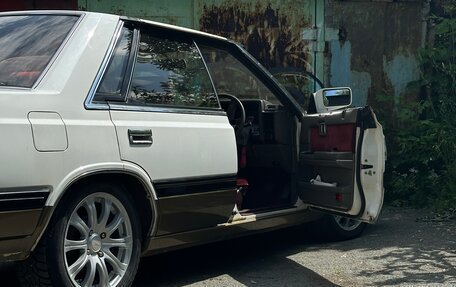 Nissan Laurel VIII, 1985 год, 270 000 рублей, 4 фотография