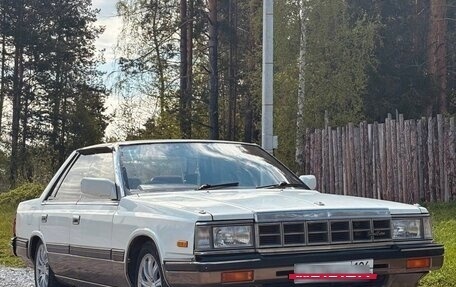 Nissan Laurel VIII, 1985 год, 270 000 рублей, 2 фотография
