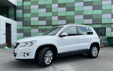 Volkswagen Tiguan I, 2010 год, 1 150 000 рублей, 2 фотография