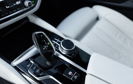 BMW 5 серия, 2020 год, 4 390 000 рублей, 18 фотография