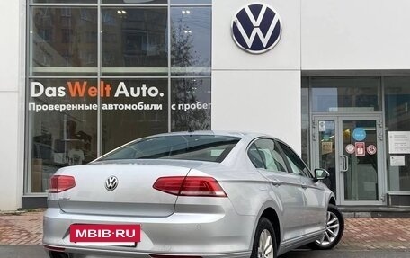 Volkswagen Passat B8 рестайлинг, 2018 год, 2 050 000 рублей, 3 фотография