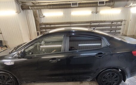 KIA Rio III рестайлинг, 2013 год, 630 000 рублей, 3 фотография