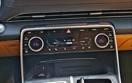 Genesis GV80 I, 2022 год, 9 990 000 рублей, 19 фотография