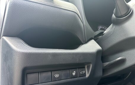 Toyota RAV4, 2021 год, 3 290 000 рублей, 14 фотография