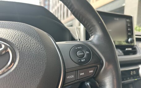 Toyota RAV4, 2021 год, 3 290 000 рублей, 19 фотография