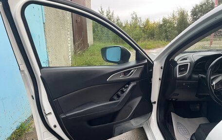 Mazda 3, 2018 год, 1 600 000 рублей, 11 фотография